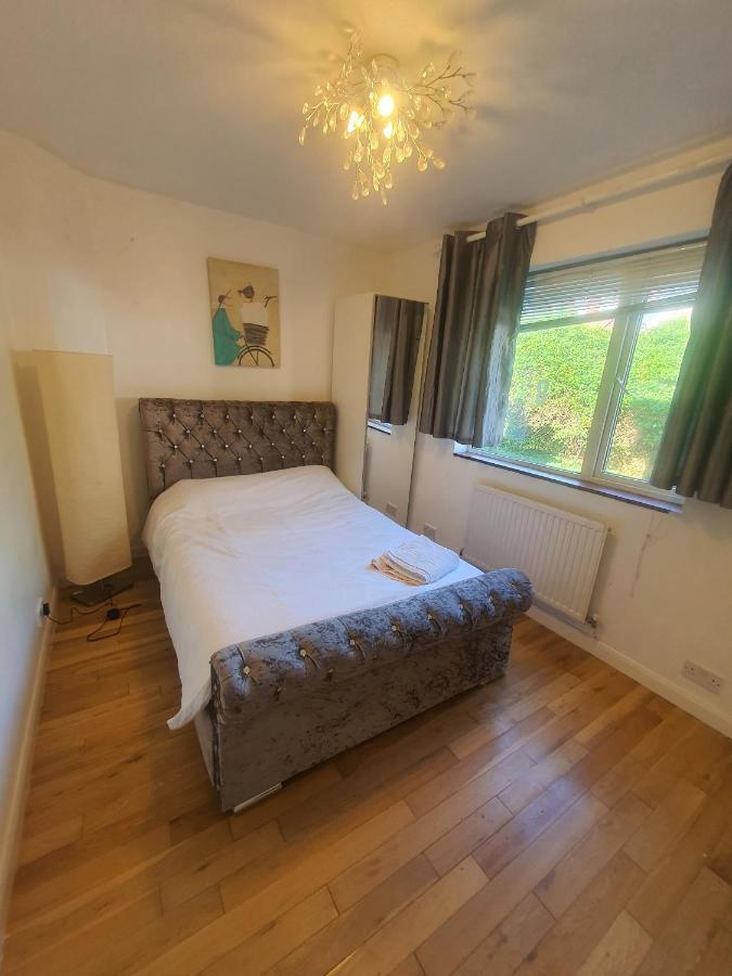 Comfortable&Quiet double bed room Edgware Extérieur photo