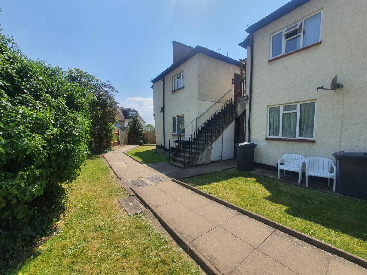 Comfortable&Quiet double bed room Edgware Extérieur photo